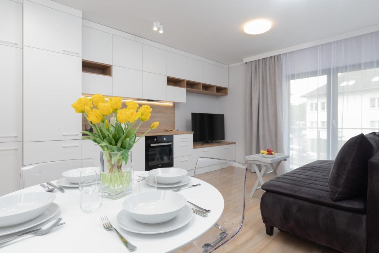 Little Laguna Apartments Sauna & Parking By Noclegi Renters ミエンジボジェ エクステリア 写真