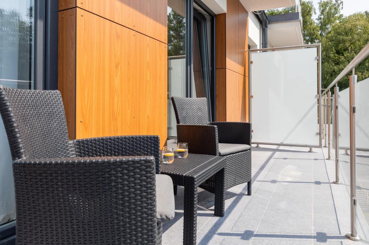 Little Laguna Apartments Sauna & Parking By Noclegi Renters ミエンジボジェ エクステリア 写真