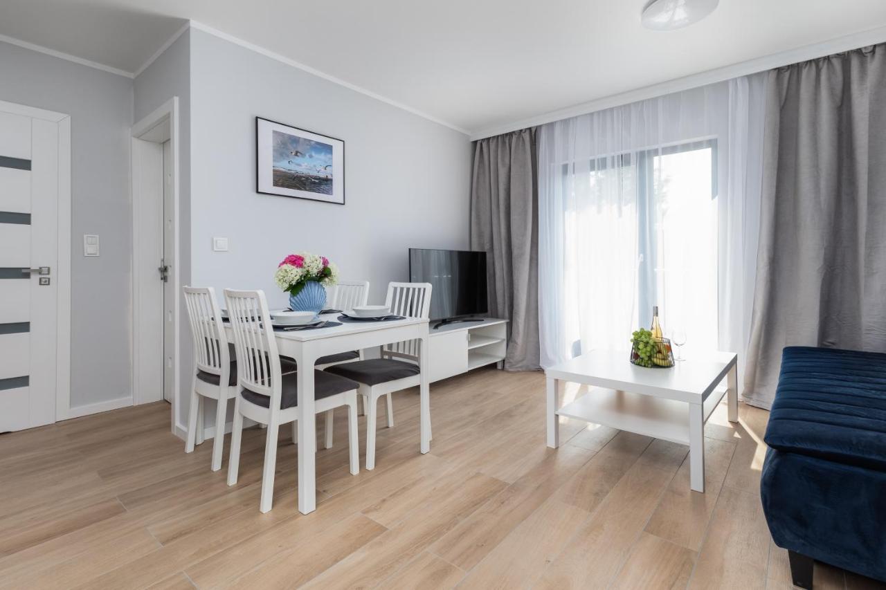 Little Laguna Apartments Sauna & Parking By Noclegi Renters ミエンジボジェ エクステリア 写真
